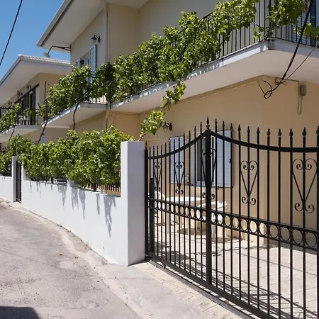 Soula Apartments Ypsos Exterior foto