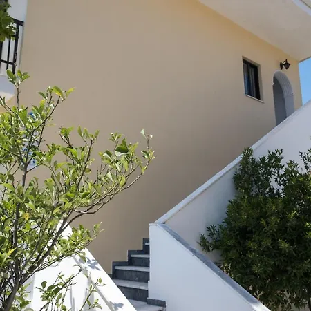 Soula Apartments Ypsos Exterior foto